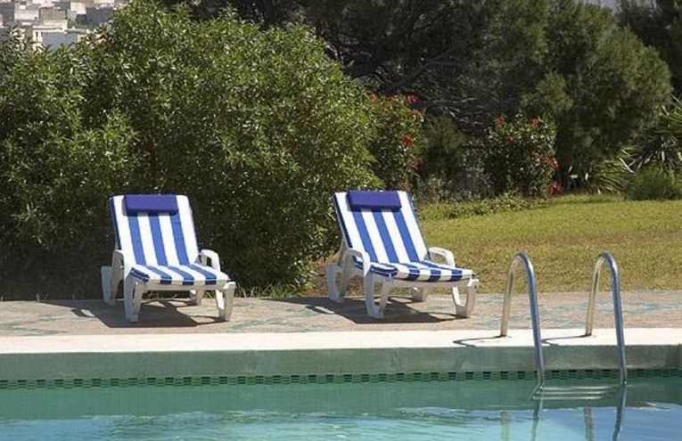 Swimming pools - 1