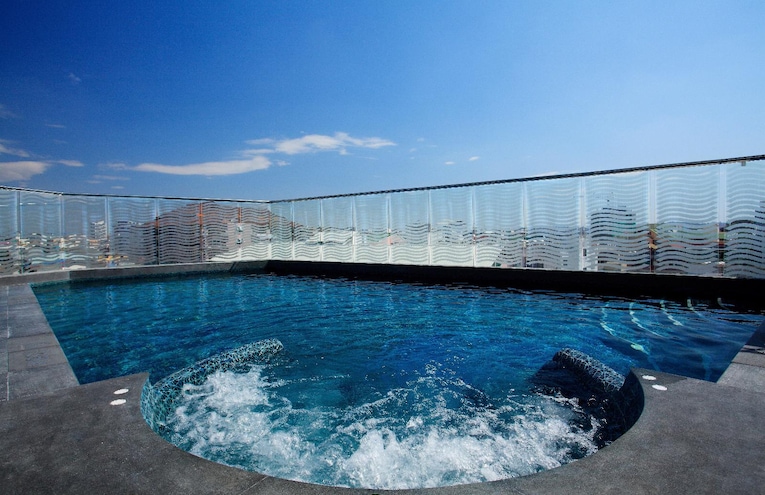Swimming pools - 1