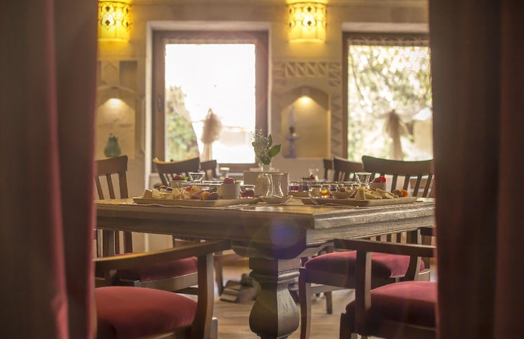 Restaurants - 4