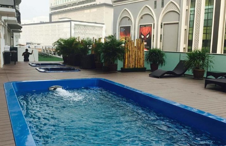 Swimming pools - 1