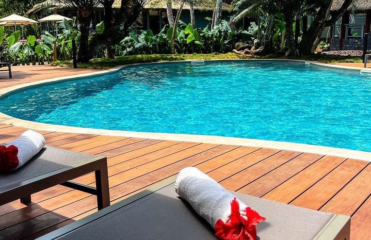 Swimming pools - 1