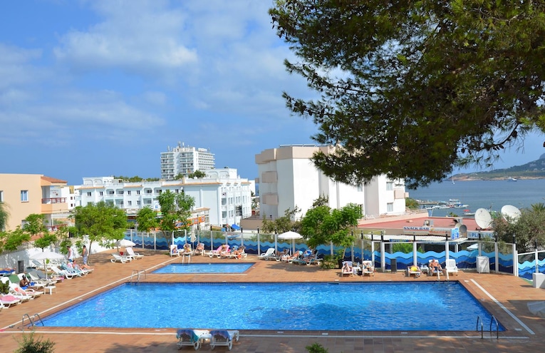 Swimming pools - 4