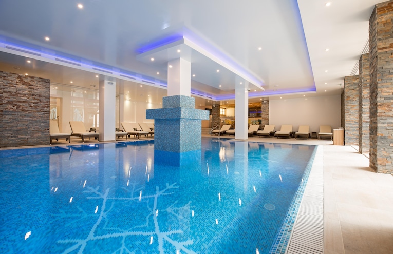 Swimming pools - 1