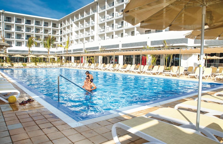 Swimming pools - 4