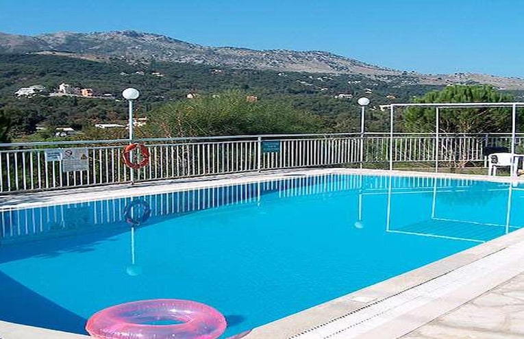 Swimming pools - 1