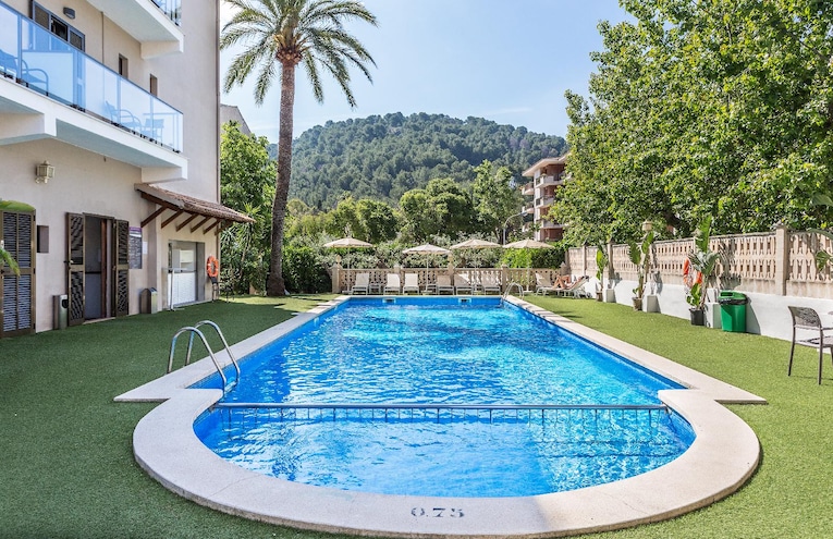 Swimming pools - 3