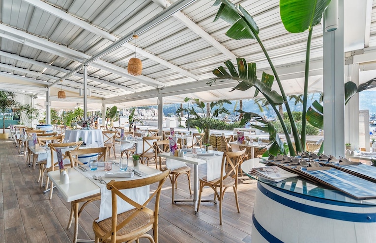 Restaurants - 8