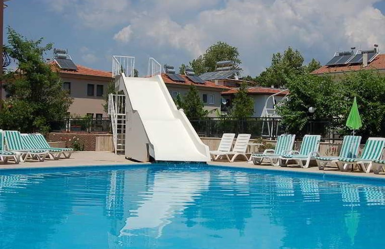 Swimming pools - 3