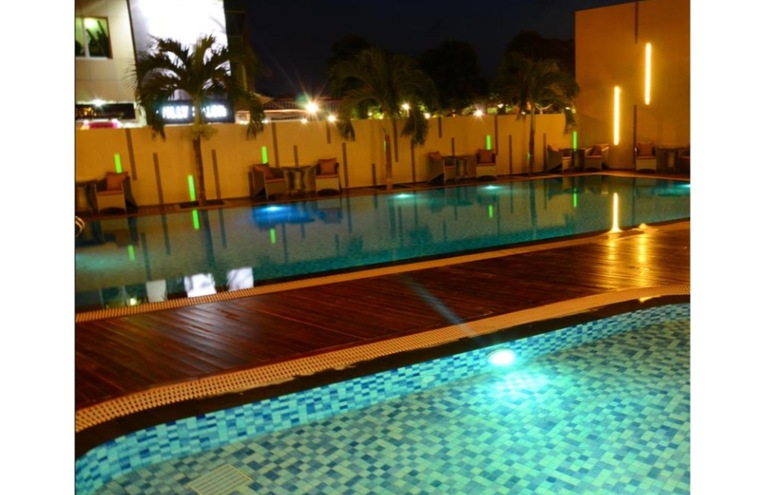 Swimming pools - 1