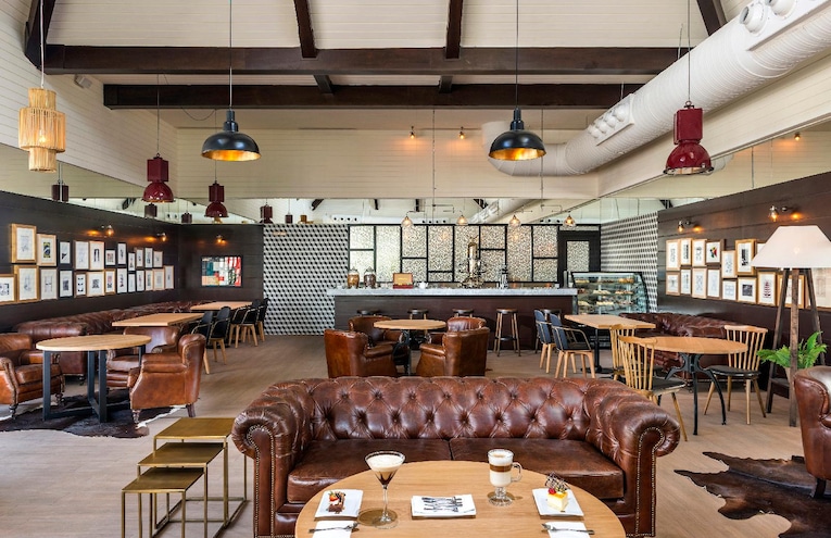Restaurants - 10