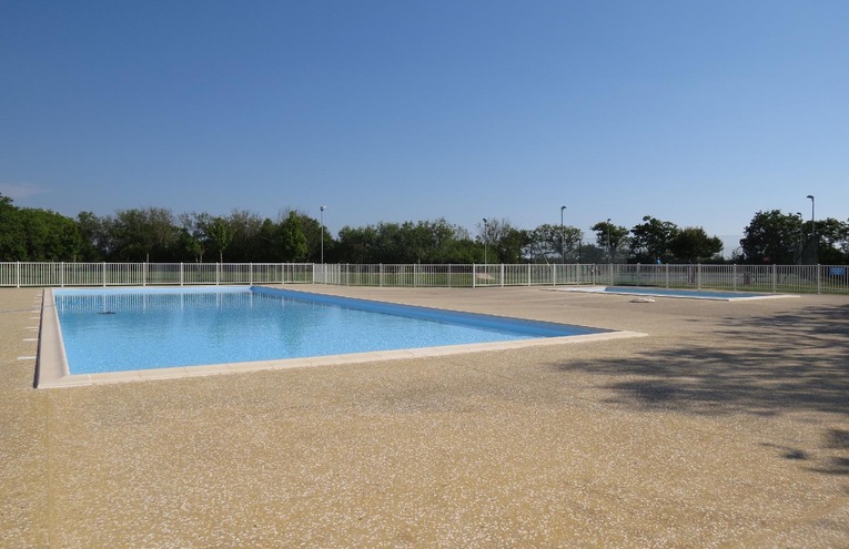 Swimming pools - 1