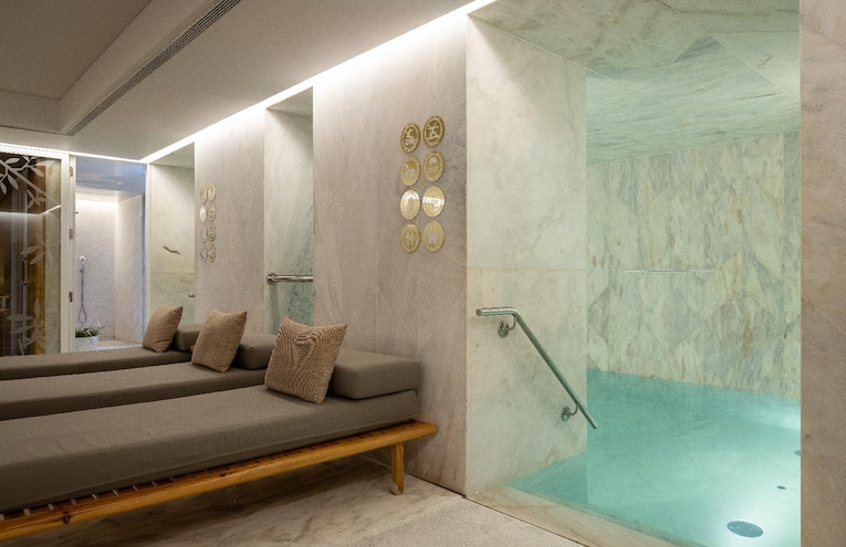 Swimming pools - 3