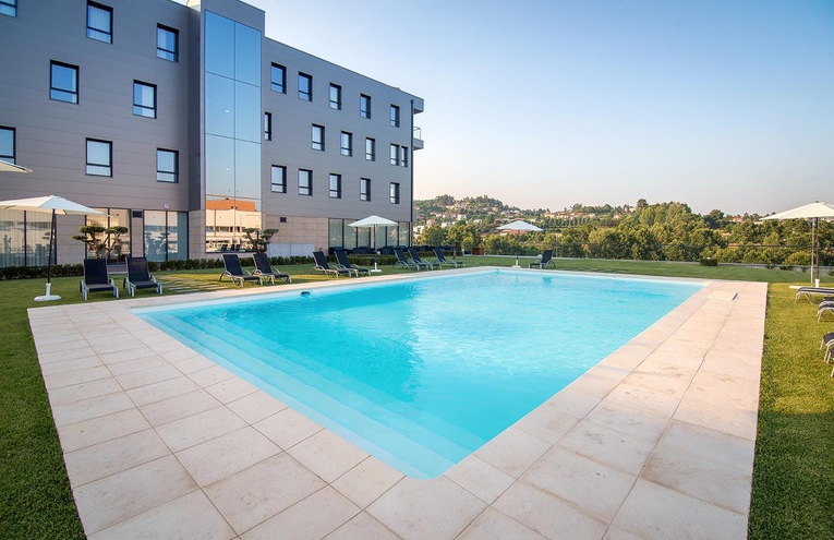 Swimming pools - 4