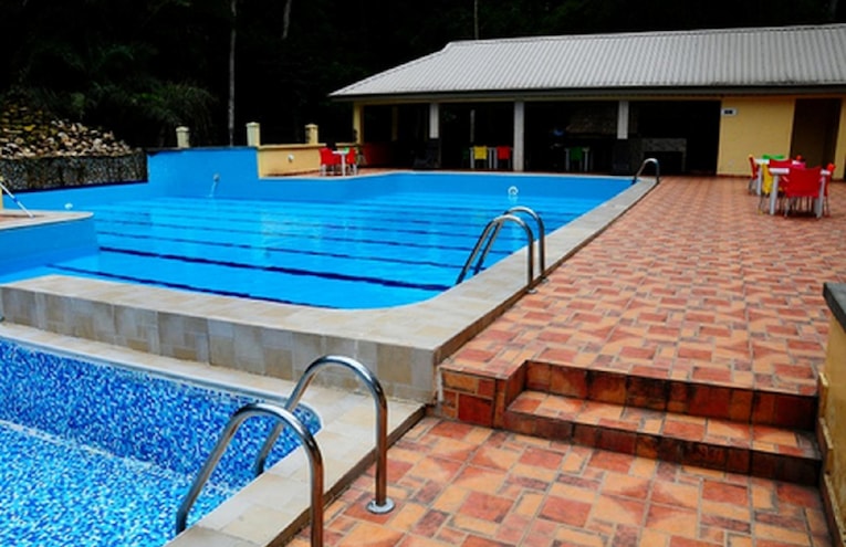 Swimming pools - 1