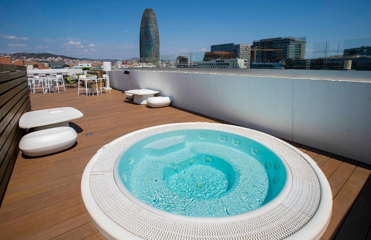 Swimming pools - 1