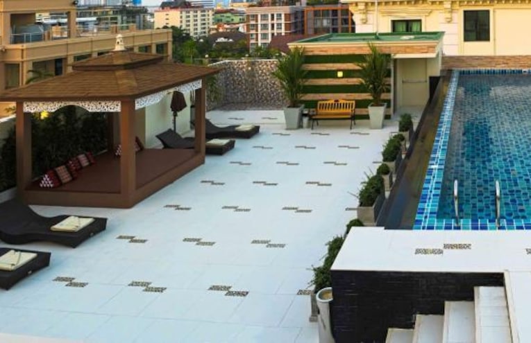 Swimming pools - 2