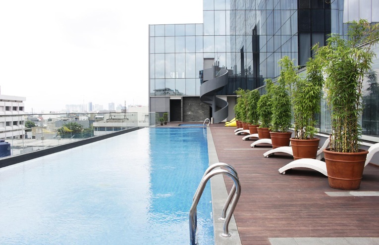Swimming pools - 1
