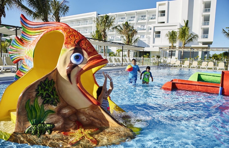 Swimming pools - 1