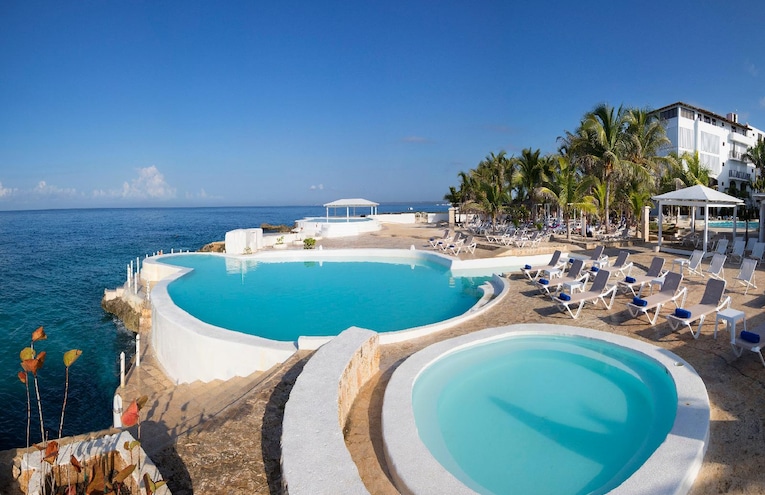 Swimming pools - 2