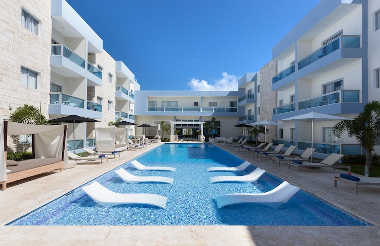 Swimming pools - 1
