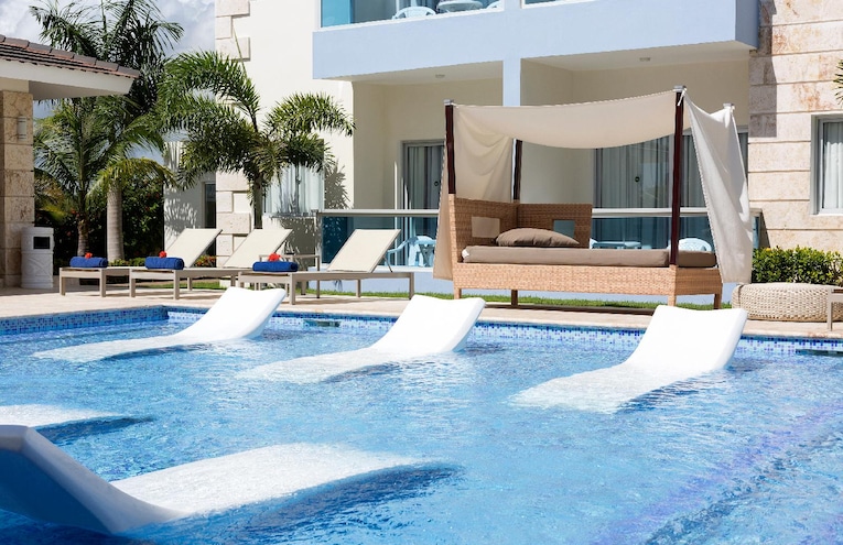 Swimming pools - 2