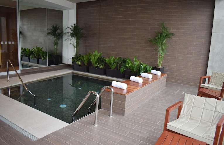 Swimming pools - 1