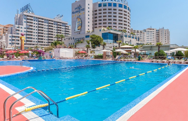 Swimming pools - 1
