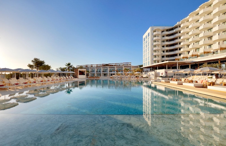 Swimming pools - 4