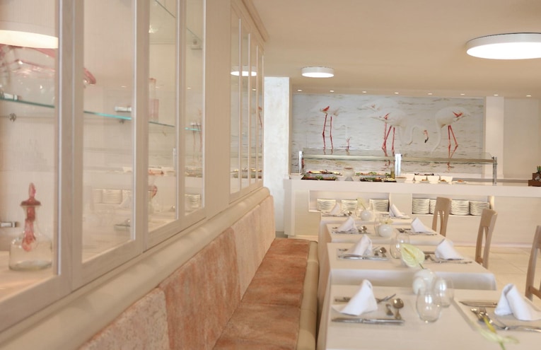 Restaurants - 15