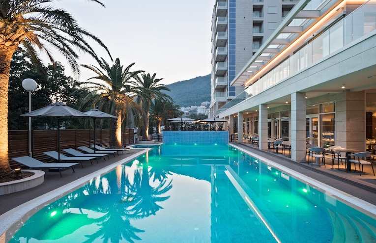 Swimming pools - 4