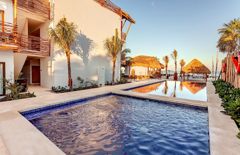 Swimming pools - 1
