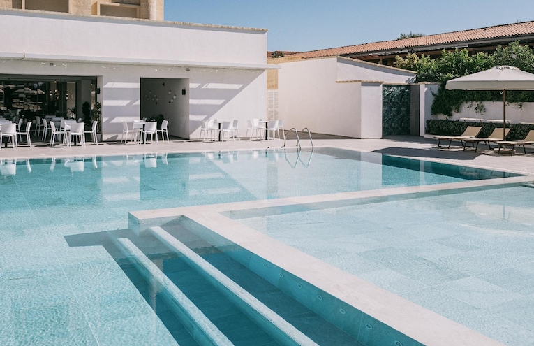 Swimming pools - 1