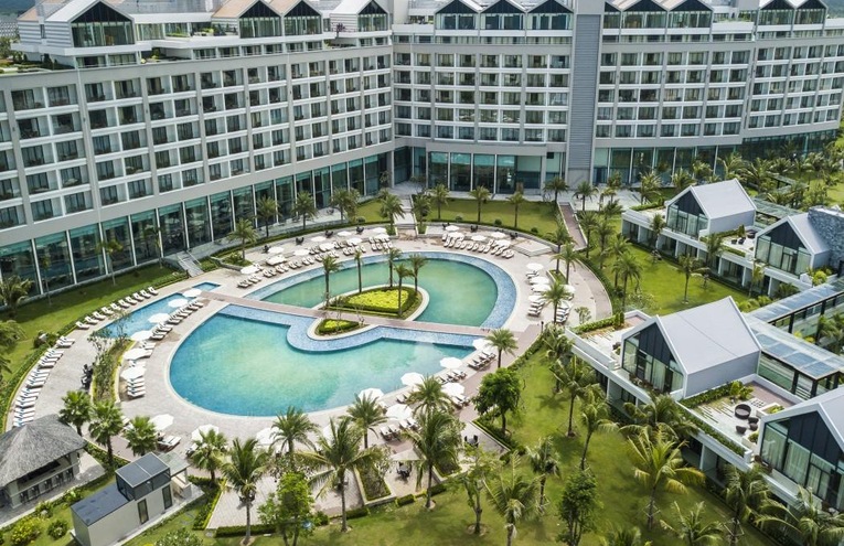 Swimming pools - 1
