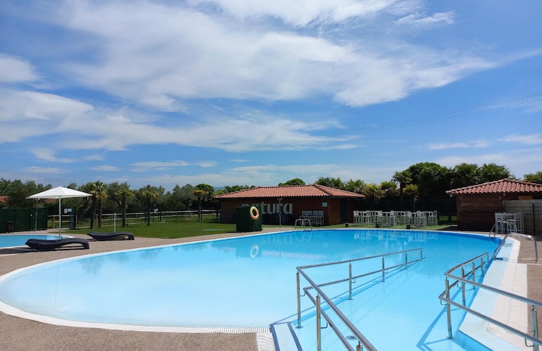 Swimming pools - 3