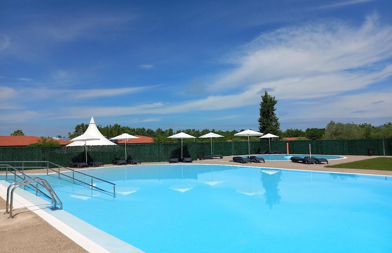 Swimming pools - 4
