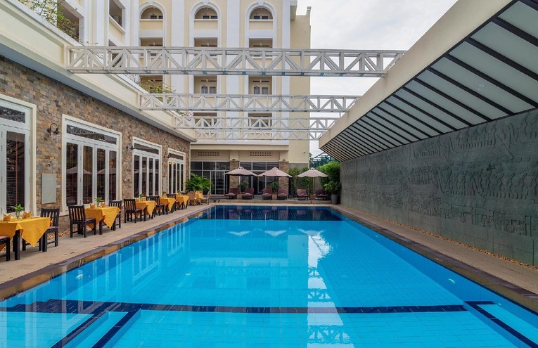 Swimming pools - 1