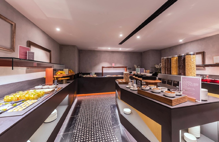 Restaurants - 6