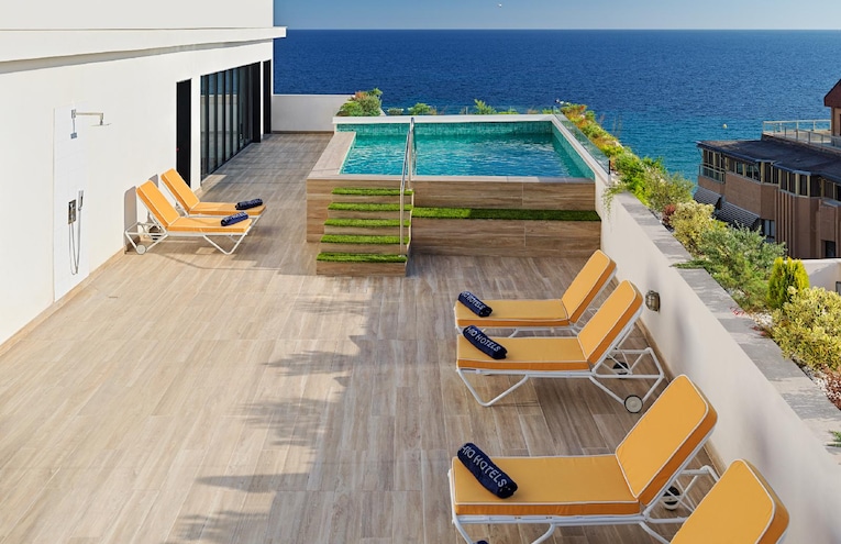 Swimming pools - 2
