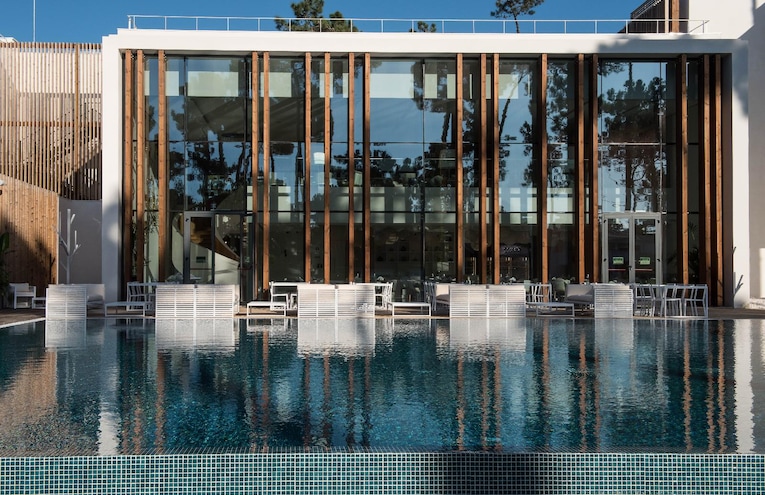 Swimming pools - 1