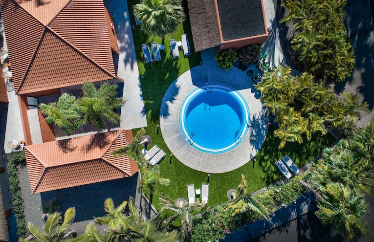 Swimming pools - 3