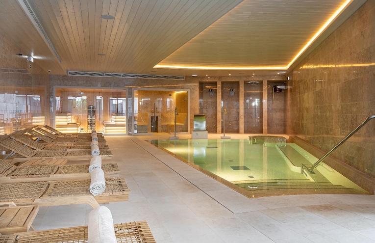 Swimming pools - 2
