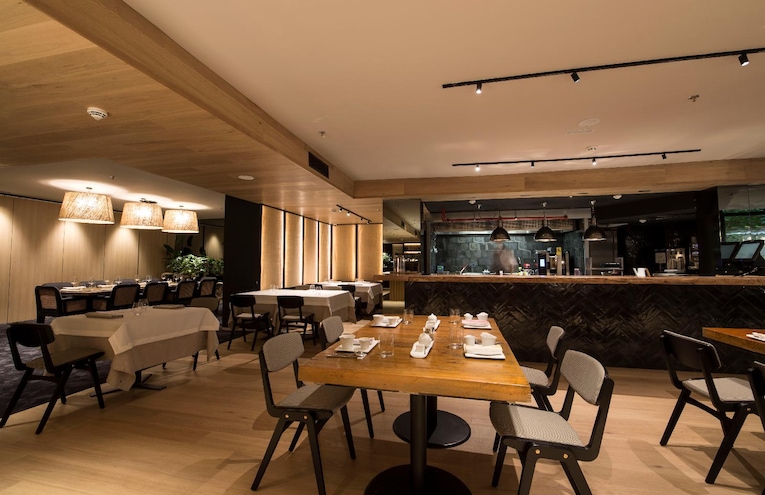 Restaurants - 4