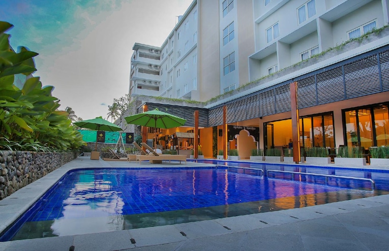 Swimming pools - 1