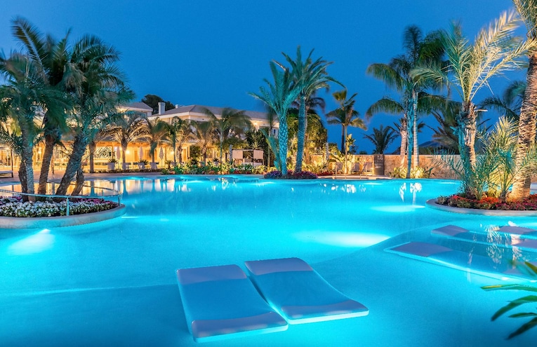 Swimming pools - 4