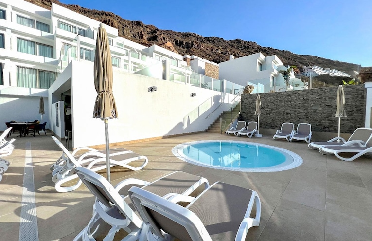 Swimming pools - 6