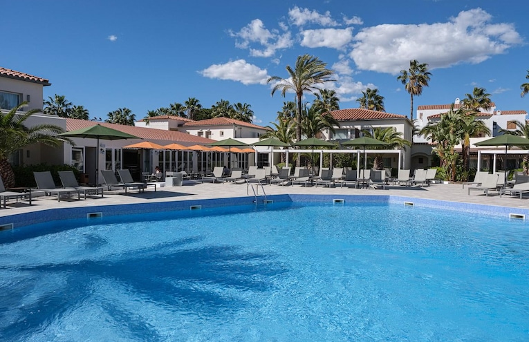 Swimming pools - 1