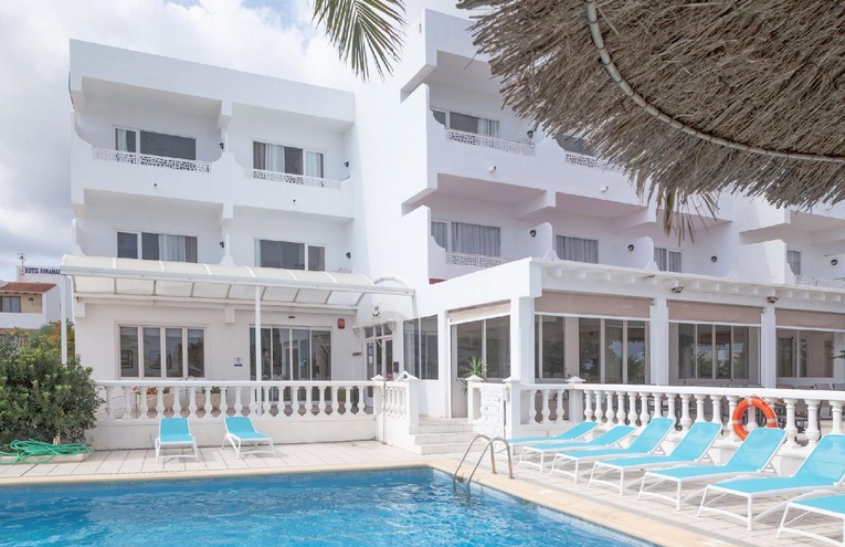 Swimming pools - 1