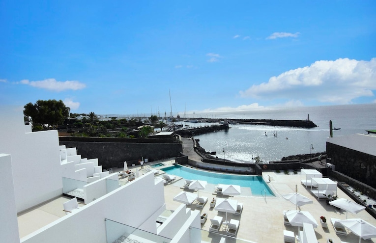 Swimming pools - 1