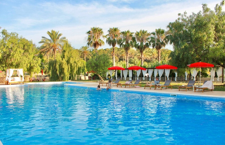 Swimming pools - 1