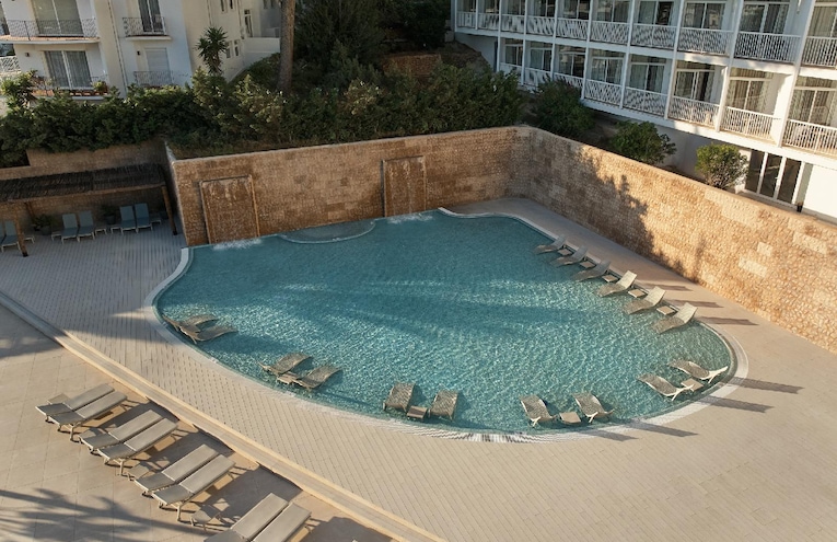 Swimming pools - 2